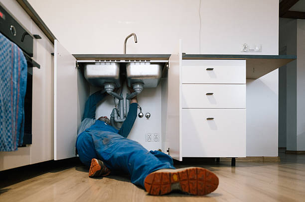 Professional Emergency Plumber technician working in Benton, KS